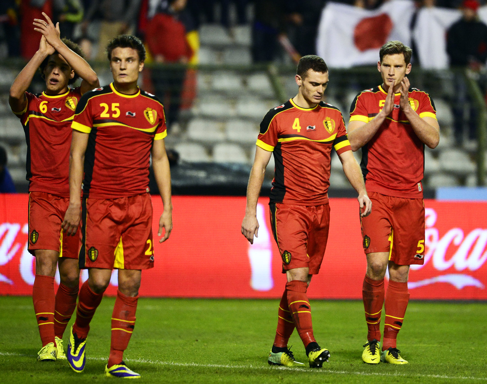 开云体育下载-日本队完胜波兰队，奥恰洛夫扛起全队