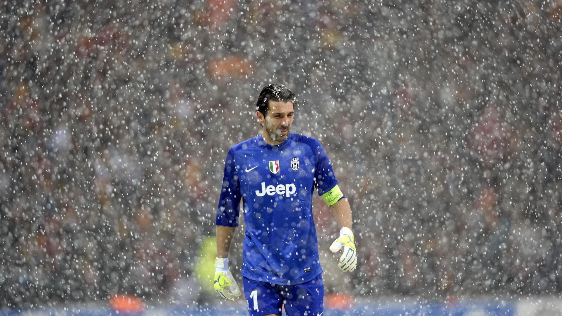 巴黎对阵几内亚，法比尼奥关键战不手软