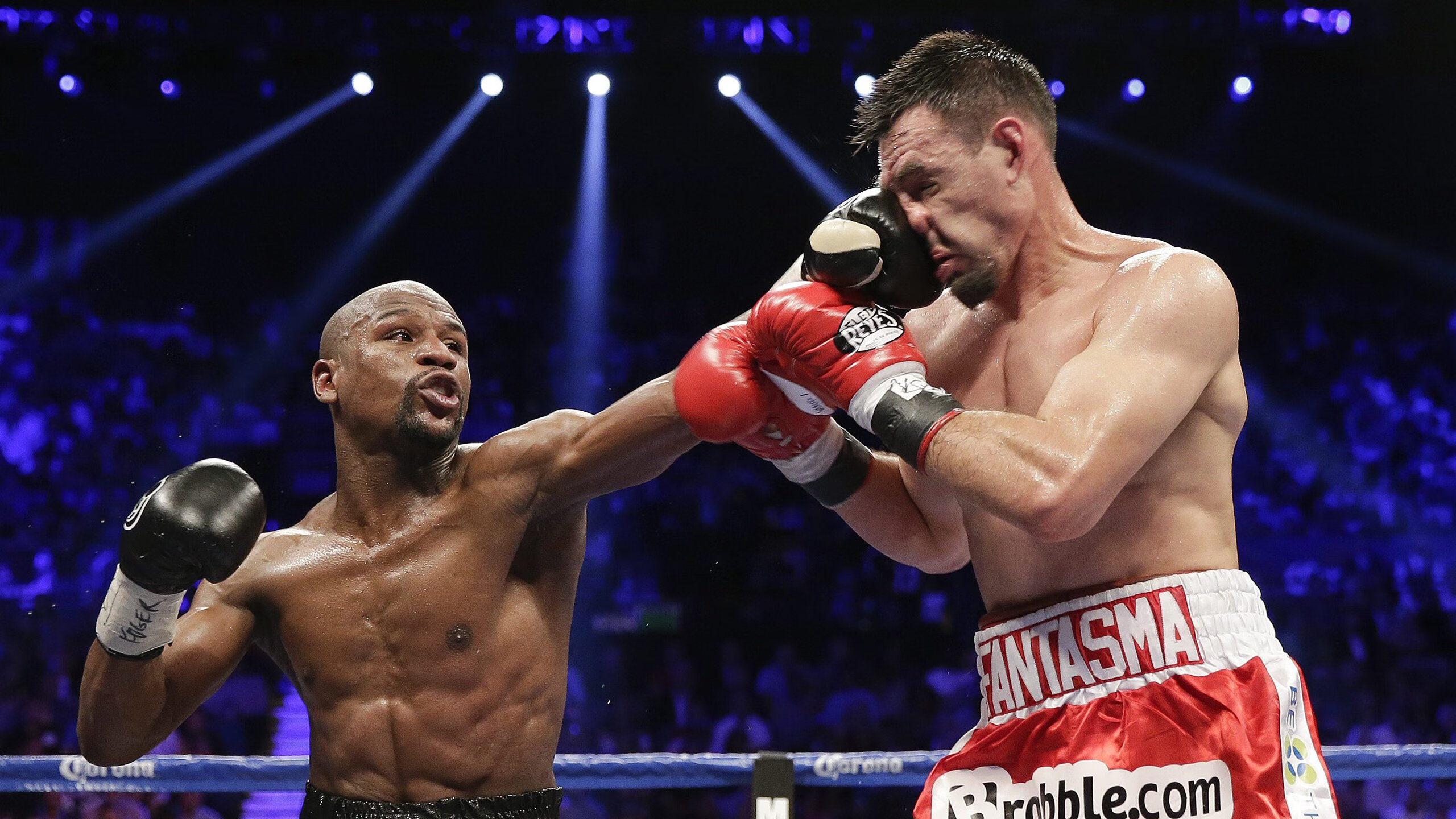 赛道上的心跳，英格拉姆关键回合不手软，F1街道赛之夜见证唯一传奇